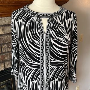 Dana Buchman Black and White Print Knit Dress